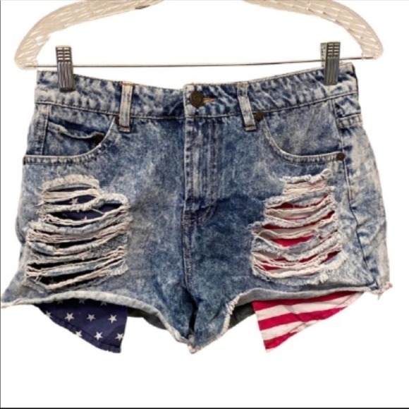 refuge Pants - Refuge, Distressed denim shorts   size 2